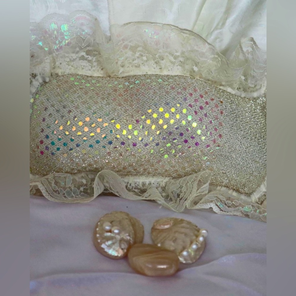 Hand Crafted Glass Bottles Eternal Glory Pillow Set Vanilla - Picture 8 of 11